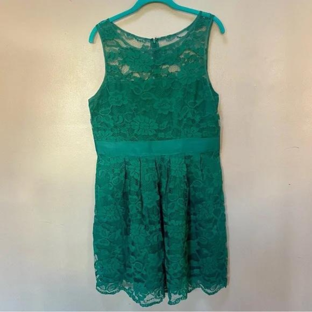 Elegant Green Lace Kids Dress